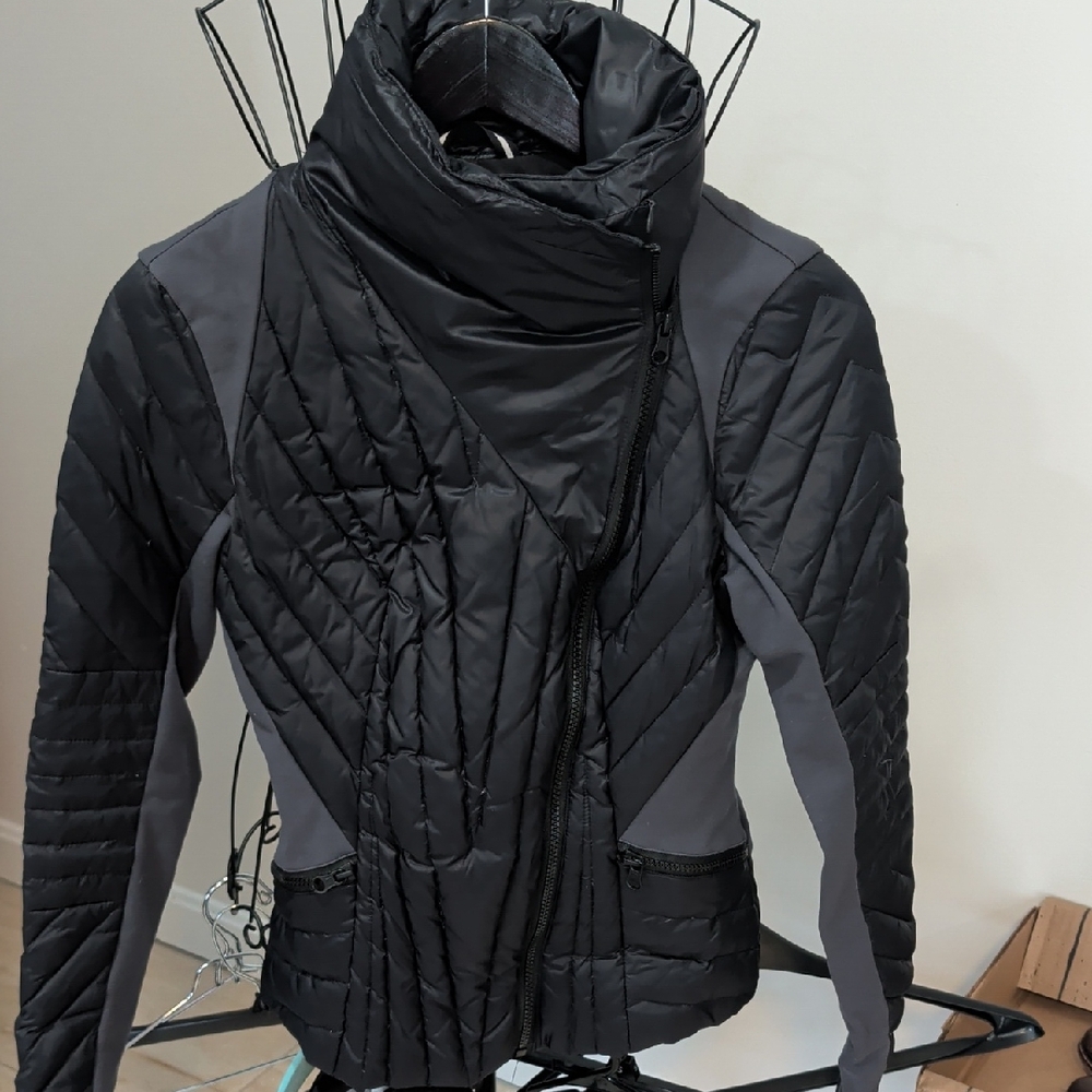 Blanc Noir Ski Jacket